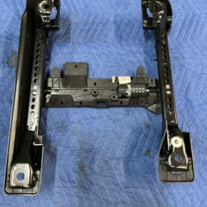 This seat track rail frame is designed specifically for the front passenger right lower seat of the 2017-2019 Ford F250 F350. It is compatible with all Ford models that share the same placement on the vehicle. The item is from a pre-owned vehicle and has been inspected for any defects or damage. The product is being sold as-is and the buyer assumes responsibility for ensuring it fits their vehicle properly. The brand of the item is Ford and it meets all standard specifications for the intended use. Buy with confidence and complete your Ford F250 F350 interior restoration project today!